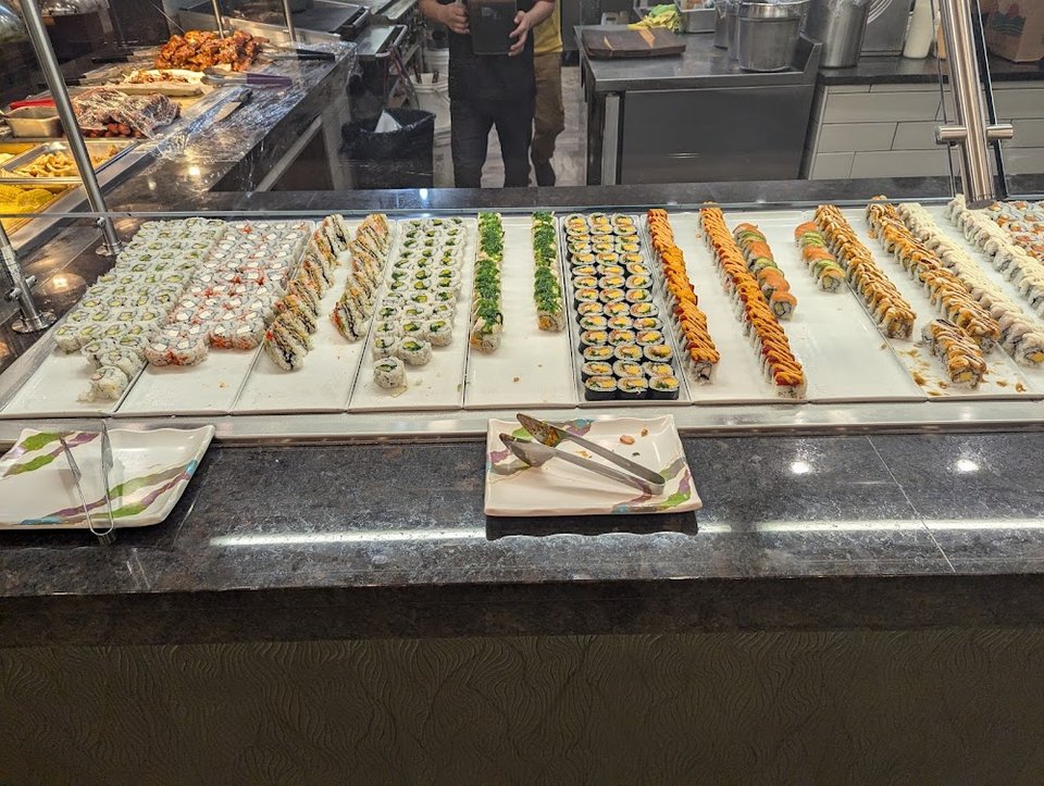 Full Sushi Bar